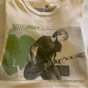 Keith Urban Soft Concert Shirt Medium Love, Pain Whole Crazy Thing Tour
